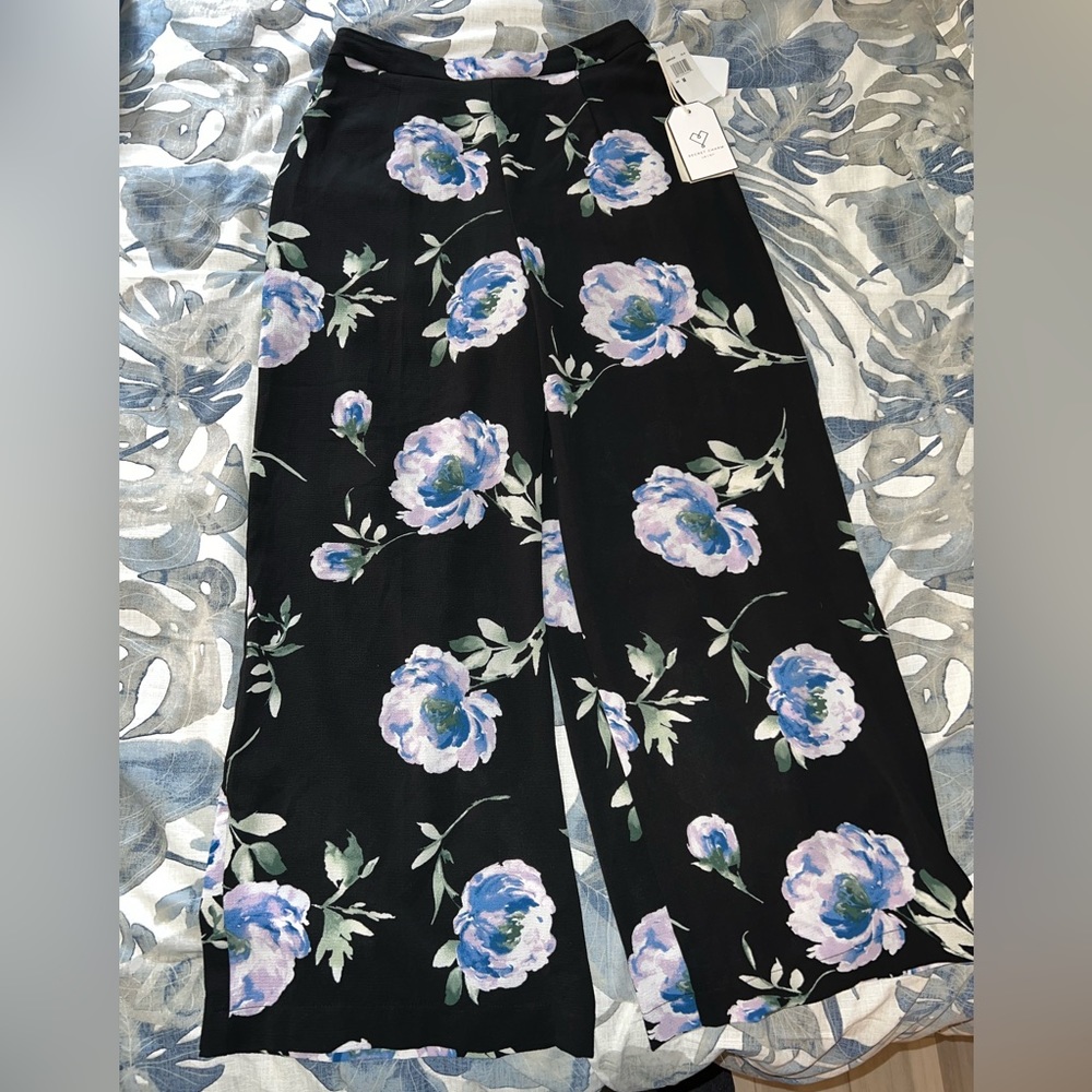 Floral Wide Leg Palazzo Pants, Sz. Med. NWT